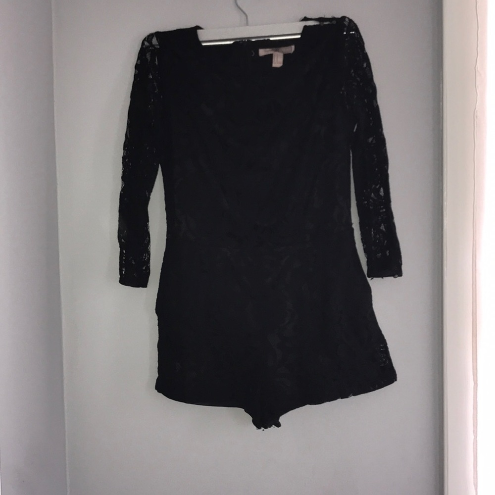Forever22 Black lace Ramper